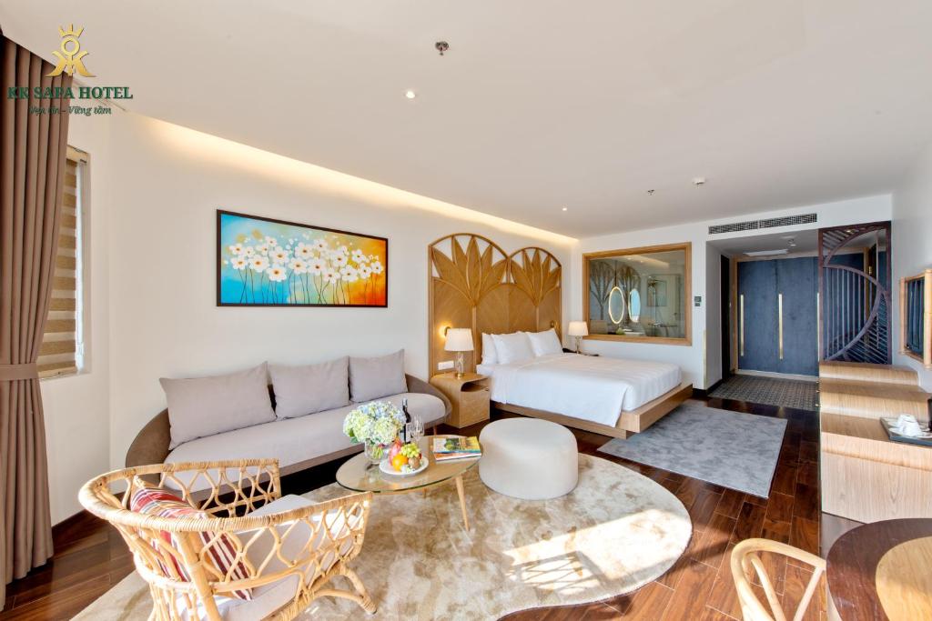 Phòng Standard Ban Công Nhỏ